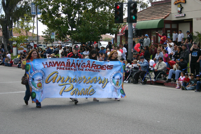 Hawaiian%20Gardens%20Anniversary%20parade%20and%20Carnival04142012_011