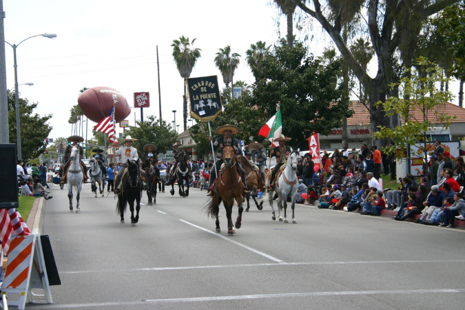 Hawaiian%20Gardens%20Anniversary%20parade%20and%20Carnival04142012_028