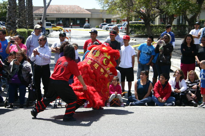 Hawaiian%20Gardens%20Anniversary%20parade%20and%20Carnival04142012_079