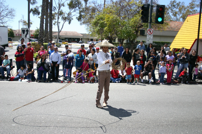 Hawaiian%20Gardens%20Anniversary%20parade%20and%20Carnival04142012_087