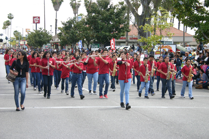 Hawaiian%20Gardens%20Anniversary%20parade%20and%20Carnival04142012_119