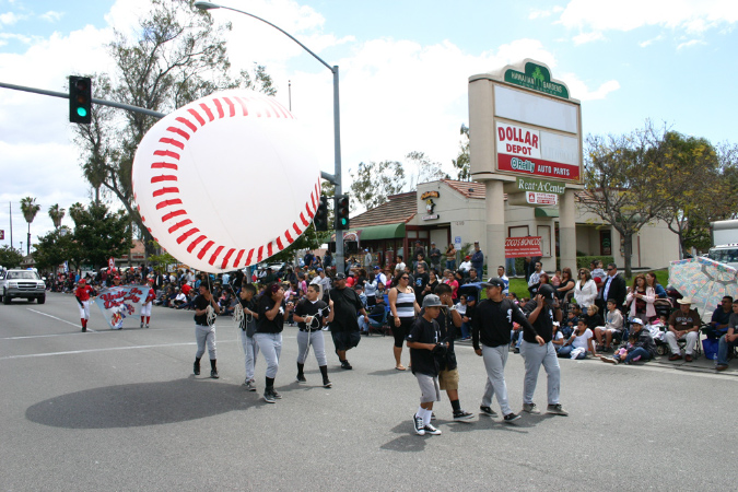 Hawaiian%20Gardens%20Anniversary%20parade%20and%20Carnival04142012_155