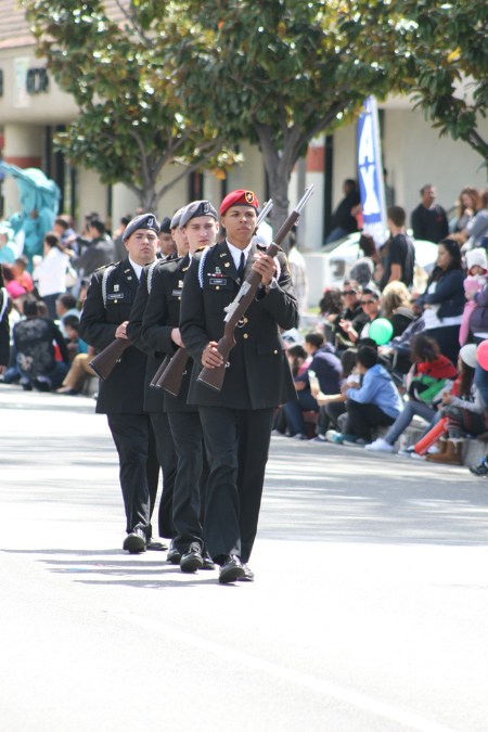 Hawaiian%20Gardens%20Anniversary%20parade%20and%20Carnival04142012_242