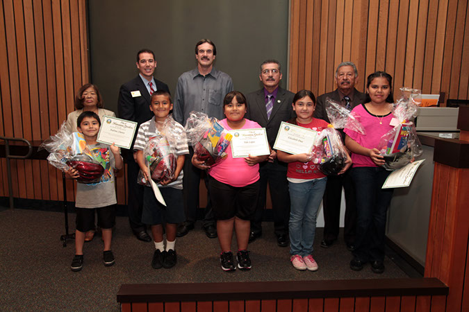 34-Hawaiian-Gardens-city-council-meeting-032613