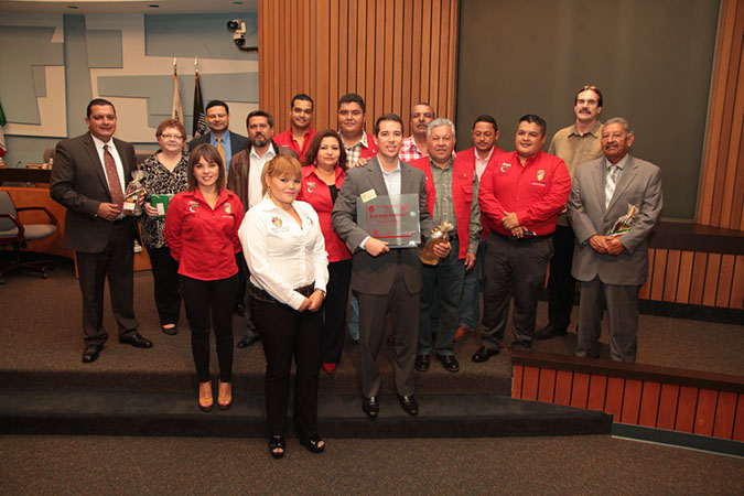 55-Hawaiian-Gardens-city-council-meeting-041213