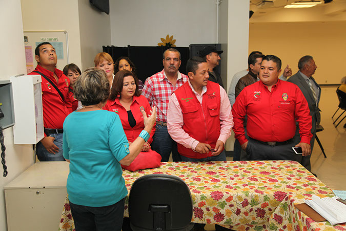 70-Hawaiian-Gardens-city-council-meeting-041213