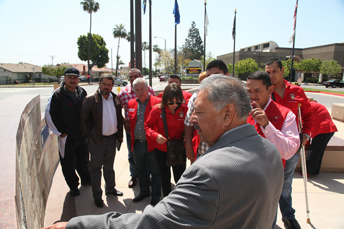 95-Hawaiian-Gardens-city-council-meeting-041213