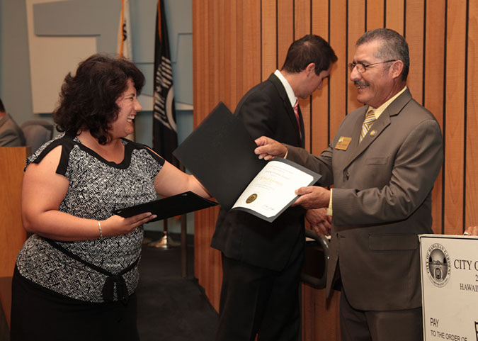 14-Hawaiian-Gardens-city-council-meeting-051413