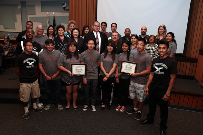 7-Hawaiian-Gardens-city-council-meeting-052813