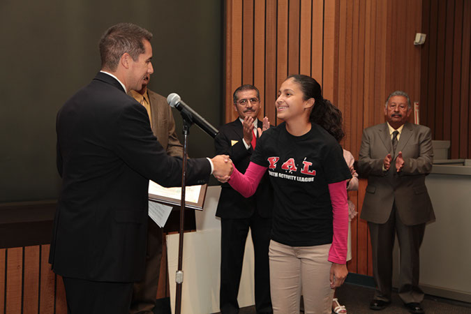 05-Hawaiian-Gardens-City%20Council-Meeting-100813