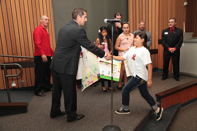 16-Hawaiian-Gardens-City-Council-Meeting-11-12-2013