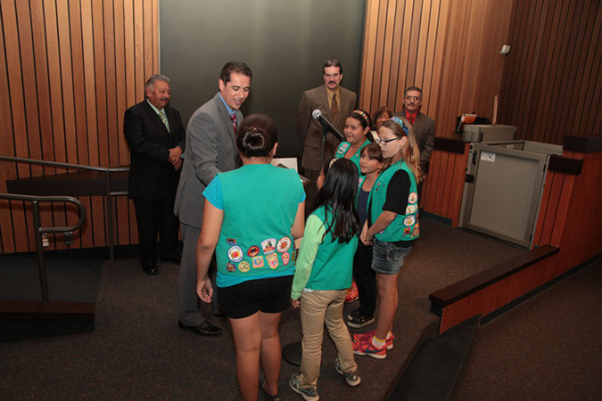 03-Hawaiian-Gardens-City-Council-meeting-11-12-2013