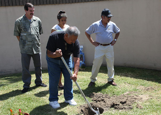 17-Hawaiian-Gardens-Arbor-Day