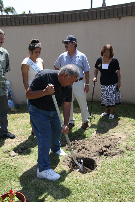 18-Hawaiian-Gardens-Arbor-Day