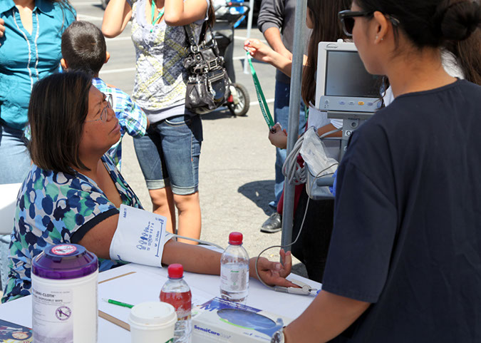 2-Hawaiian-Gardens-Health-fair-april-2013