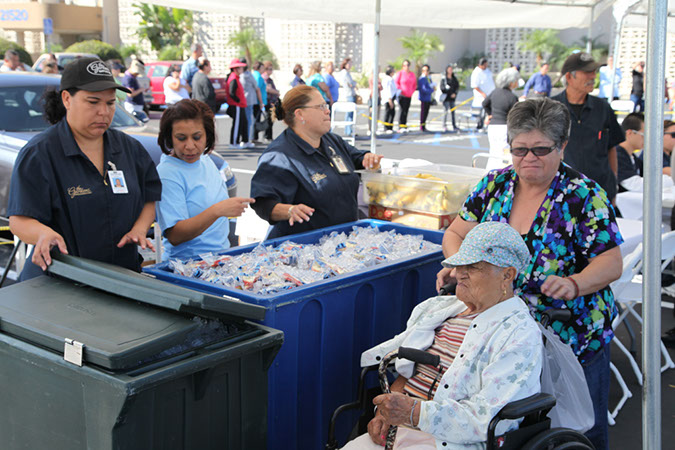 05-Hawaiian-Gardens-health-fair-2013