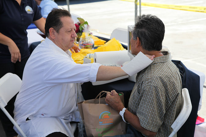 16-Hawaiian-Gardens-health-fair-2013