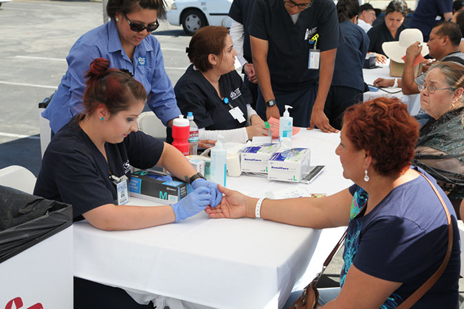 72-Hawaiian-Gardens-health-fair-2013