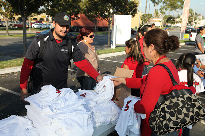 002-Hawaiian-Gardens-City-Red-Ribbon-Walk-Rally-2013