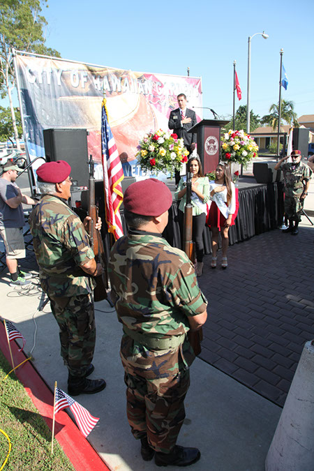 13-Hawaiian-Gardens-City-veterans-day-2013