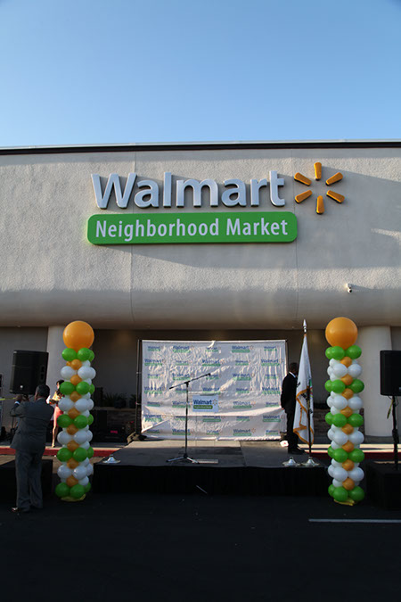 04-Hawaiian-Gardens-Walmart-Grand-Opening