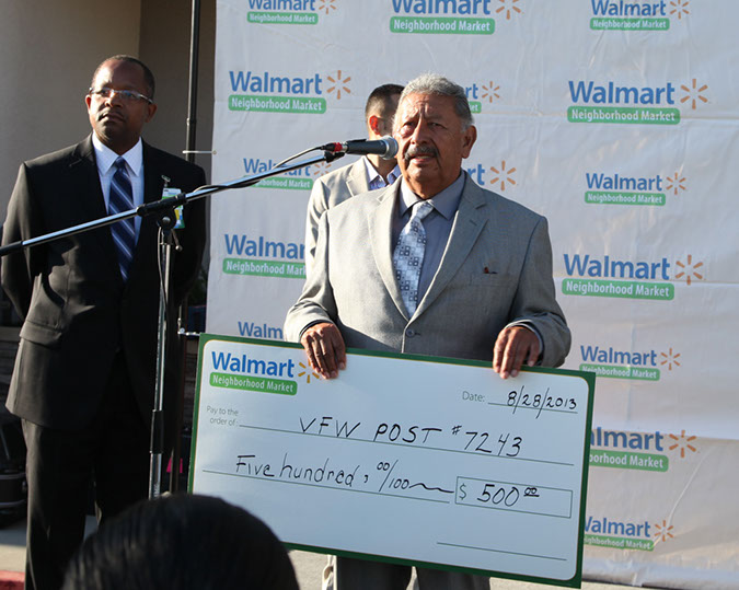 34-Hawaiian-Gardens-Walmart-Grand-Opening