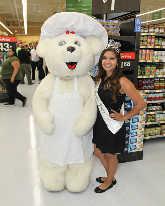 58-Hawaiian-Gardens-Walmart-Grand-Opening