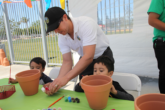 %_tempFileName13-Hawaiian-Gardens-arbor-day-2013%