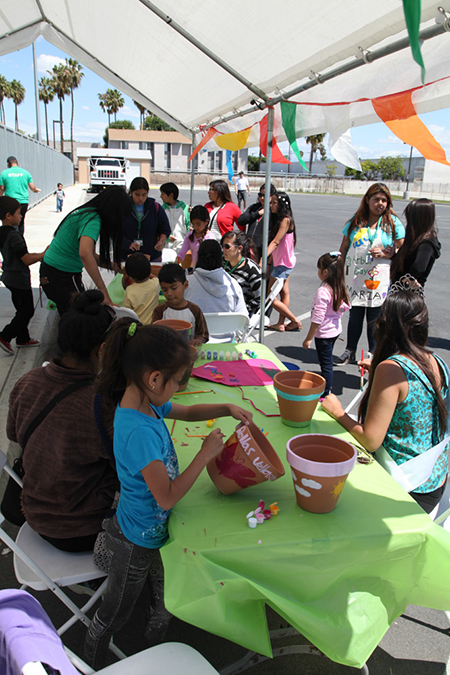 %_tempFileName19-Hawaiian-Gardens-arbor-day-2013%