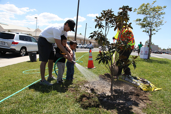 %_tempFileName51-Hawaiian-Gardens-arbor-day-2013%