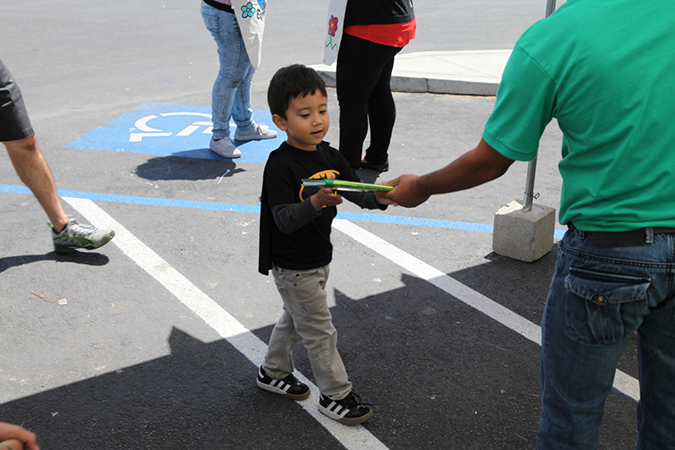 %_tempFileName64-Hawaiian-Gardens-arbor-day-2013%