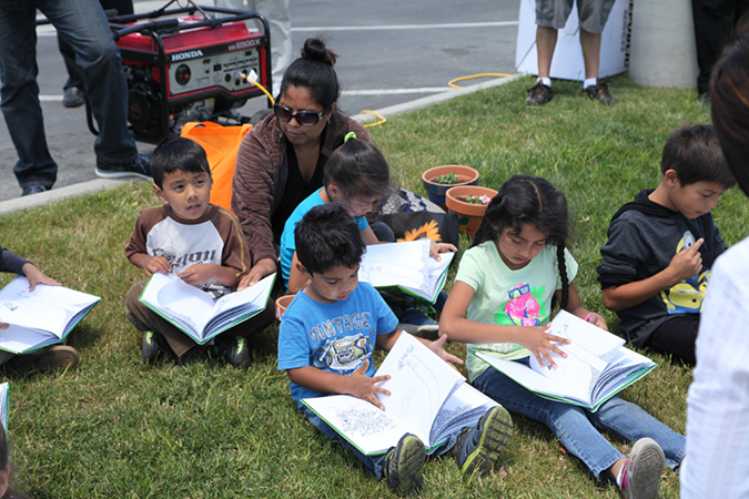 %_tempFileName75-Hawaiian-Gardens-arbor-day-2013%