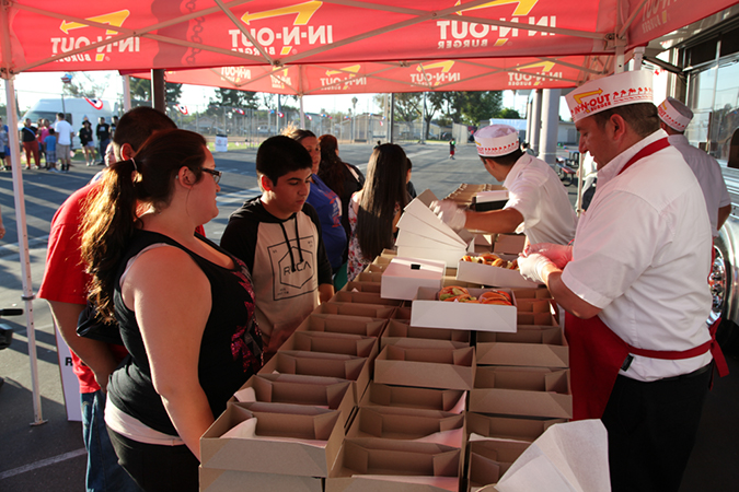 %_tempFileName008-Hawaiian-Gardens-Independence-Day-2014%