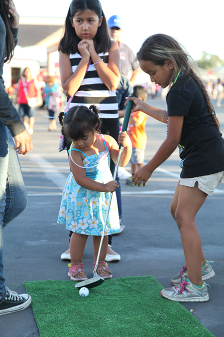 %_tempFileName031-Hawaiian-Gardens-Independence-Day-2014%