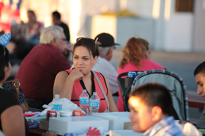 %_tempFileName044-Hawaiian-Gardens-Independence-Day-2014%