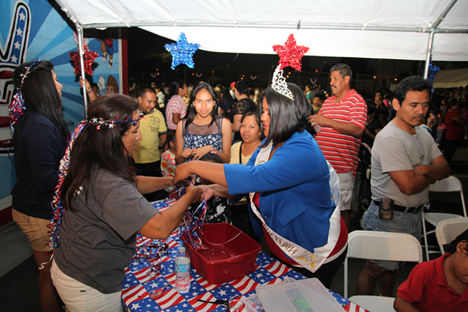 %_tempFileName064-Hawaiian-Gardens-Independence-Day-2014%