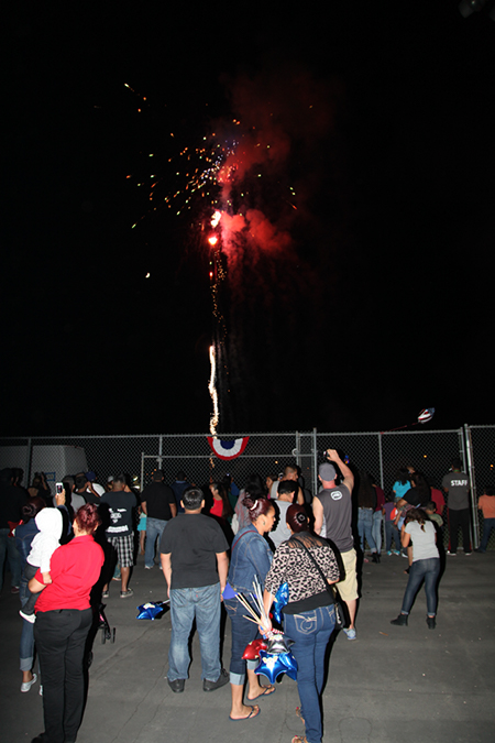 %_tempFileName090-Hawaiian-Gardens-Independence-Day-2014%