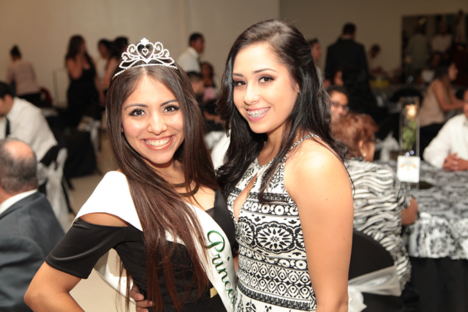 %_tempFileName003-Hawaiian-Gardens-scholarship-dinner-2014%